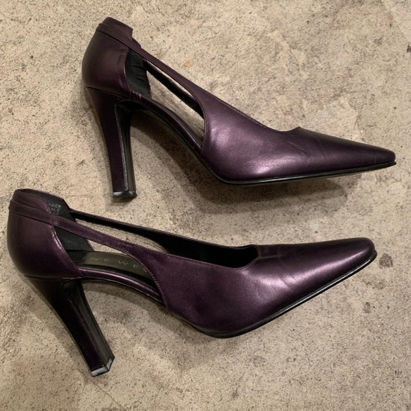 Pearlized Purple Nine West Heeled Pumps - Picture 4 of 8
